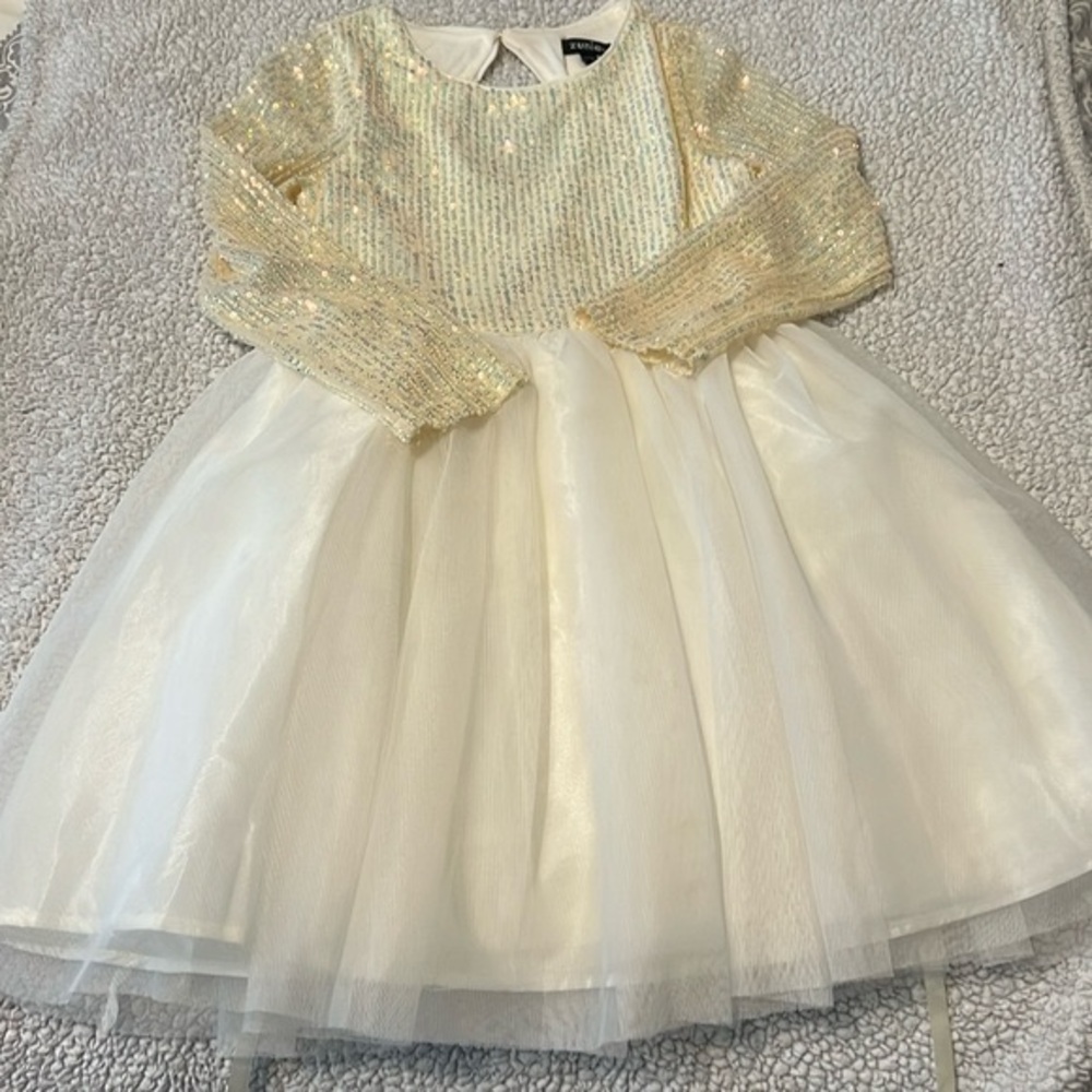Zunie Gold and Cream Sequin recitals Dress 10